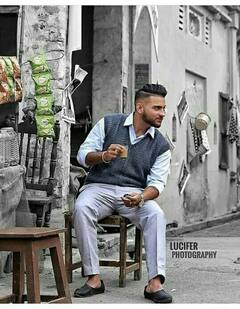 ਕੈਨੇਡਾ 'ਚ ਸਟੇਜ ਸ਼ੋਅ ਕਰਕੇ ਬੁਰਾ ਫਸਿਆ ਕਰਨ ਔਜਲਾ, ਲਾਰੈਂਸ ਬਿਸ਼ਨੋਈ ਦੇ ਭਰਾ ਨਾਲ ਵੀਡੀਓ ਵਾਇਰਲ, ਹੁਣ ਦਿੱਤੀ ਸਫਾਈ