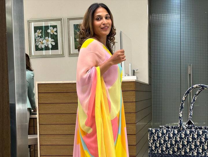 ஆப்பிள் ஸ்டோர் திறப்பின் போது கிளிக் செய்தது