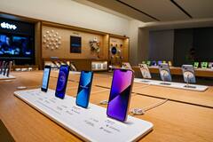 Apple Saket: गुरुवार को साकेत सिटी वॉक मॉल में खुलेगा एप्पल का दूसरा फ्लैगशिप स्टोर, देखें एक्सक्लूसिव तस्वीरें