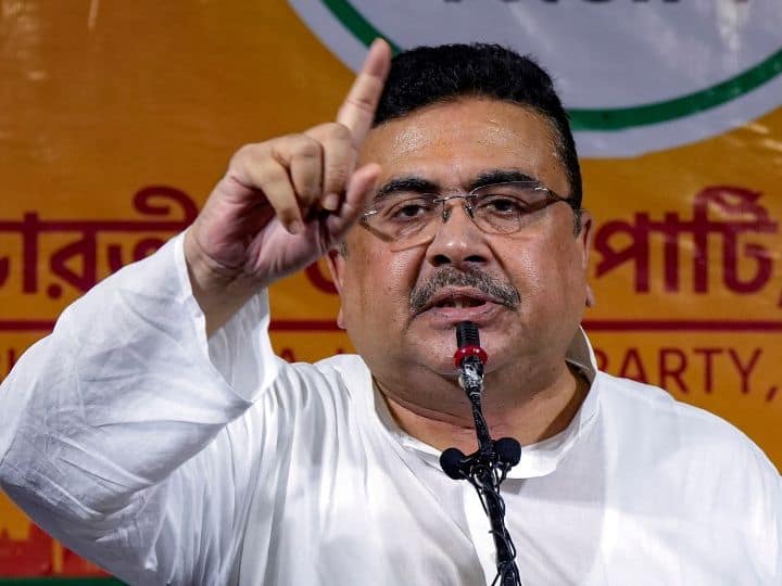 BJP leader Suvendu Adhikari target TMC over saradha scam demand investigation against mamta banerjee शुभेंदु अधिकारी ने की ममता के खिलाफ जांच की मांग, मुकुल रॉय के BJP में आने की खबरों पर बोले- ऐसे नेताओं...