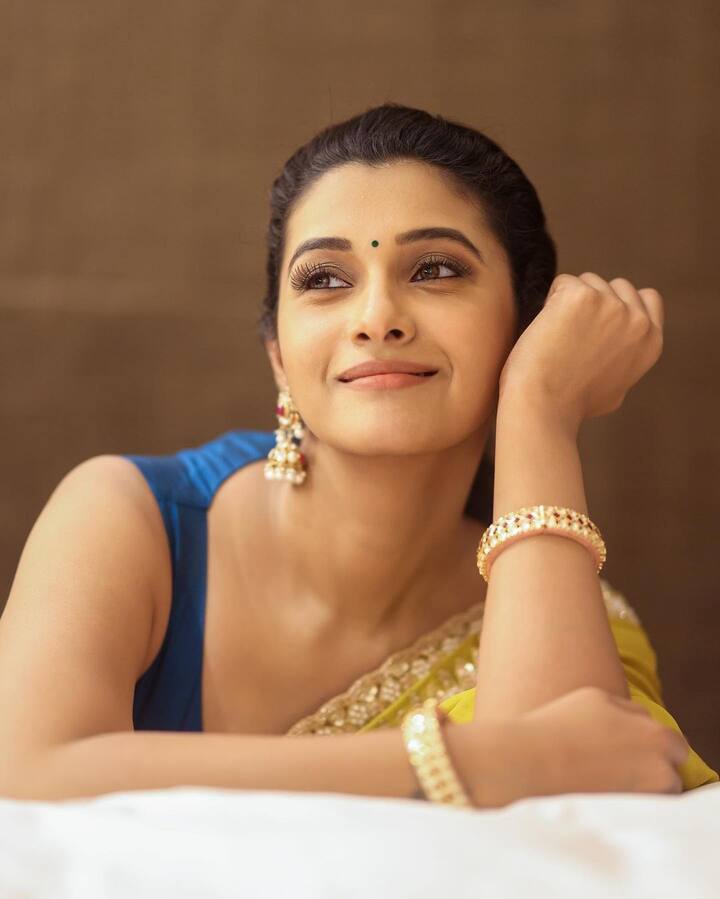 ప్రియ భవానీ లేటెస్ట్ ఫోటోస్.