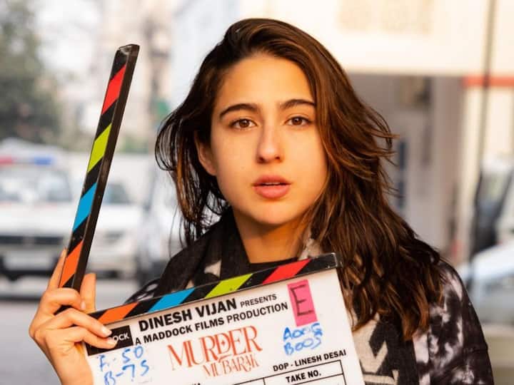Sara Ali Khan, who has been shooting for Homi Adajania's 'Murder Mubarak' , shared pictures of Delhi schedule's wrap up. Check out