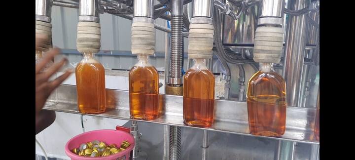 तसेच डाळींबपासून वाइन बनवण्याचा प्रयोग करण्यात आला असून तो यशस्वी झाला आहे. त्यामुळे लवकरच डाळिंबपासून देखील वाइन बनवणे सुरु करण्यात येणार आहे.