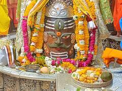 बादशाह के गाने में भोलेनाथ का नाम, विरोध में उतरी महाकाल सेना, FIR की चेतावनी