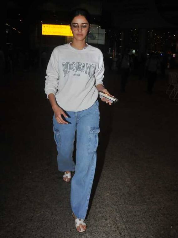 Ananya Panday Looks Chic In Oversized Sweatshirt And Flared Denims