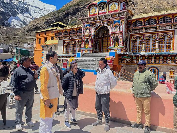 चारधाम यात्रेसाठी विक्रमी संख्येने भाविक पोहोचण्याची शक्यता आहे.