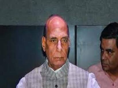 Defence minister rajnathsingh corona positive isolated பாதுகாப்புத்துறை அமைச்சர் ராஜ்நாத் சிங்கிற்கு கொரோனா தொற்று உறுதி - உடல்நிலை எப்படி இருக்கு?