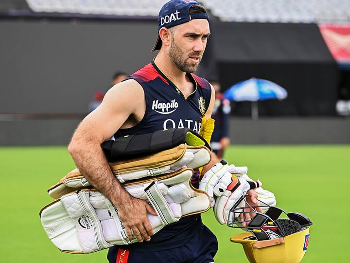 భారీ స్కోర్ చేయాలని మాక్సీ తపన