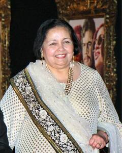 Pamela Chopra Death: रानी मुखर्जी की सास के अंतिम दर्शन करने पहुंचे अजीज़ दोस्त शाहरुख, बेटे आर्यन ख़ान भी आए नज़र