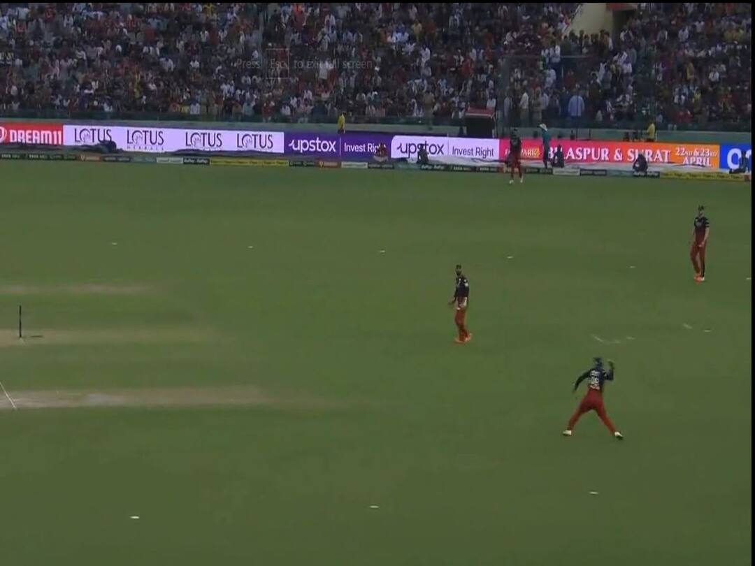WATCH: Wanindu Hasaranga Superb Direct-Throw Dismisses Sam Curran In IPL 2023 PBKS vs RCB Encounter WATCH: Wanindu Hasaranga's Superb Direct-Throw Dismisses Sam Curran In IPL 2023 PBKS vs RCB Encounter