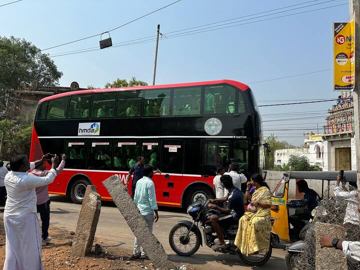 Hyderabad Double decker buses runs through tourist places charminar, golconda, Cable bridge Double Decker Buses: హైదరాబాద్‌లో డబుల్ డెక్కర్ బస్సులు రెడీ, తొలుత ఫ్రీగానే - తిరిగే మార్గాలు ఇవే