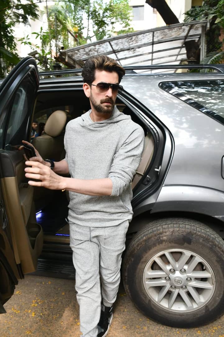 Neil Nitin Mukesh was also spotted at the Chopra residence