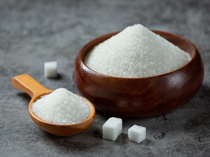 Sugar side effects these signs will tell you about high sugar intake Health: શરીરના આ 8  લક્ષણો બતાવે છે કે, આપ વધુ કરી રહ્યાં છો ખાંડનું સેવન, જાણો નુકસાન