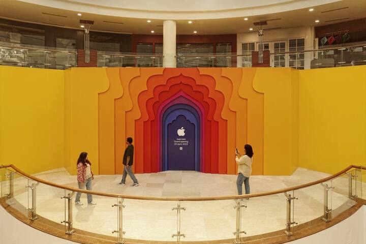 अॅपलच  स्टोअरच दिल्लीत उद्घाटन
