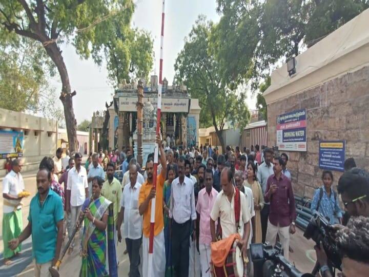 Madurai's famous Kallazhagar Temple Chitrai Festival started with the shed opening TNN மதுரையின் பிரசித்திபெற்ற கள்ளழகர் கோயில் சித்திரை பெருவிழா கொட்டகை முகூர்த்தத்துடன் தொடக்கம்