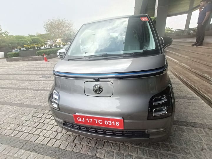 Inside, you have a 10.25-inch touchscreen infotainment system with wireless Apple CarPlay and Android Auto while there is also a 10.25-inch digital instrument cluster. Other features include steering controls, an electric parking brake, 55 connected car features, rear parking camera with sensors, drive modes and a digital key plus more. Safety features include dual airbags, ABS with EBD and more. (Source: Somnath Chatterjee)