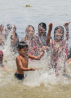 Hot Summer : चांदा ते बांधा लाहीलाही, उन्हाचा कडाका वाढला