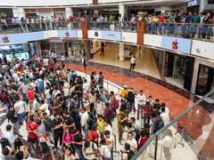 Apple's Second Retail Store In India Opens In Delhi's Saket, Fans Can't Keep Calm