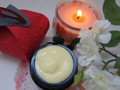 घमौरियां तो दूर की बात हैं, स्किन पर एक दाना तक नहीं निकलेगा... शॉवर के वक्त करें ये काम