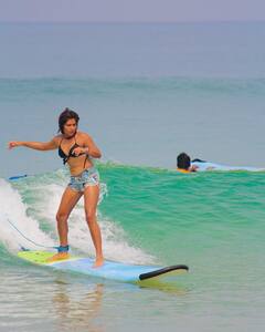 Nidhi Bhanushali Photos: छोटे बाल-बिकिनी आउटफिट, ‘तारक मेहता’ की पुरानी सोनू देती हैं फैशन गोल्स, सिजलिंग ट्रांसफॉर्मेशन उड़ा देगा होश