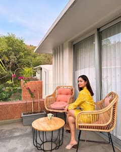 Tridha Choudhary PHOTO: 'આશ્રમ' ની બબિતાએ માલદિવમાં હોટ પોઝ આપી મચાવ્યો હંગામો