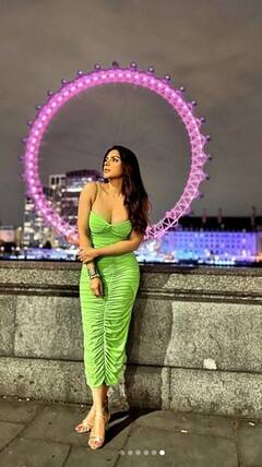 Shama Sikander: ਸ਼ਮਾ ਸਿਕੰਦਰ ਨੇ ਲੰਡਨ 'ਚ ਆਪਣੇ ਅੰਦਾਜ਼ ਨਾਲ ਪ੍ਰਸ਼ੰਸਕਾਂ ਨੂੰ ਕੀਤਾ ਦੀਵਾਨਾ, ਤਸਵੀਰਾਂ ਨੇ ਇੰਟਰਨੈੱਟ 'ਤੇ ਮਚਾਈ ਧੂਮ