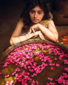 Harija : ‘ஓமன பெண்ணே ஓமன ஓ ஹோ..’ கேரளத்து பைங்கிளியாக மாறிய ஹரிஜா!