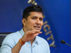 साकेत कोर्ट में फायरिंग की घटना पर सियासत, सौरभ भारद्वाज ने LG से पूछा ये सवाल