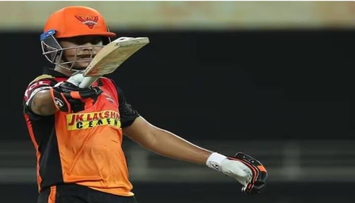 IPL 2023 : ਦਿੱਲੀ ਕੈਪੀਟਲਜ਼ ਟੀਮ 'ਚ ਵੱਡਾ ਬਦਲਾਅ, ਅੰਡਰ-19 ਟੀਮ ਦੇ ਸਾਬਕਾ ਕਪਤਾਨ ਨੇ ਲਈ ਨਾਗਰਕੋਟੀ ਦੀ ਜਗ੍ਹਾ Priyam Garg joins Delhi Capitals as an Replace of kamlesh for the Rest of IPL 2023 IPL 2023 : ਦਿੱਲੀ ਕੈਪੀਟਲਜ਼ ਟੀਮ 'ਚ ਵੱਡਾ ਬਦਲਾਅ, ਅੰਡਰ-19 ਟੀਮ ਦੇ ਸਾਬਕਾ ਕਪਤਾਨ ਨੇ ਲਈ ਨਾਗਰਕੋਟੀ ਦੀ ਜਗ੍ਹਾ