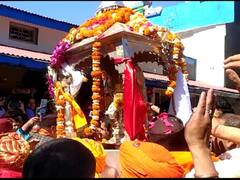 शीतकालीन गद्दीस्थल ओंकारेश्वर मंदिर से बाबा केदार अपने धाम रवाना, भक्तों की उमड़ी भीड़