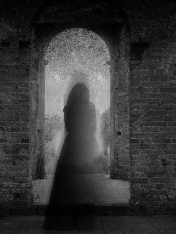 मुंबई की इन डरावनी जगहों पर जाने के नाम से कांपती है रूह