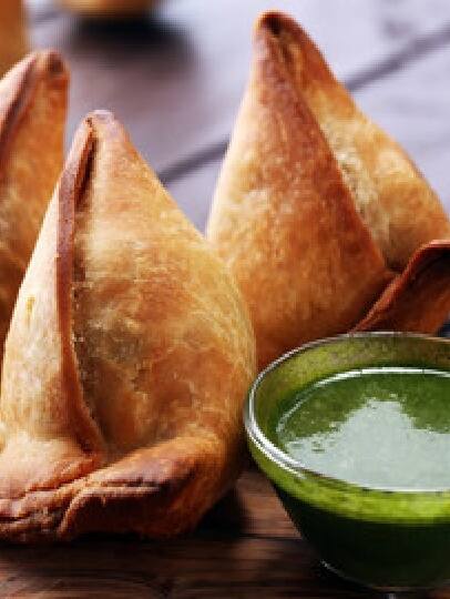 ज्यादा समोसा खाना हो सकता है खतरनाक, जान लें ये बड़ा नुकसान