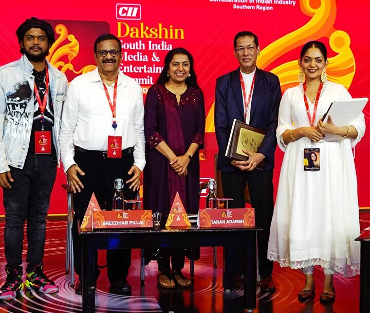 2 ஆவது சிஐஐ தக்ஷின் மாநாடு ஏப்ரல் 19 மற்றும் 20 ஆம் தேதிகளில் சென்னையில் நடைபெற்றது.