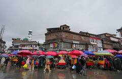 Eid-Ul-Fitr 2023 : रमजान ईदनिमित्त देशभरात बाजारपेठांमध्ये लोकांचा खरेदीचा उत्साह