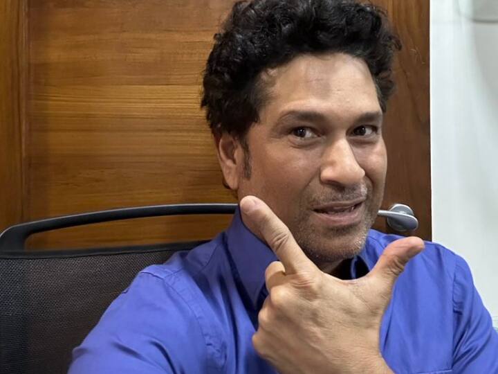 Sachin Tendulkar Reaction On Twitter Blue Tick Verification Badge Going Viral IPL 2023 Latest News Sachin Tendulkar ने खोज लिया है नया ब्लू टिक, बताया अब कैसे अकाउंट करेंगे वेरिफाई!