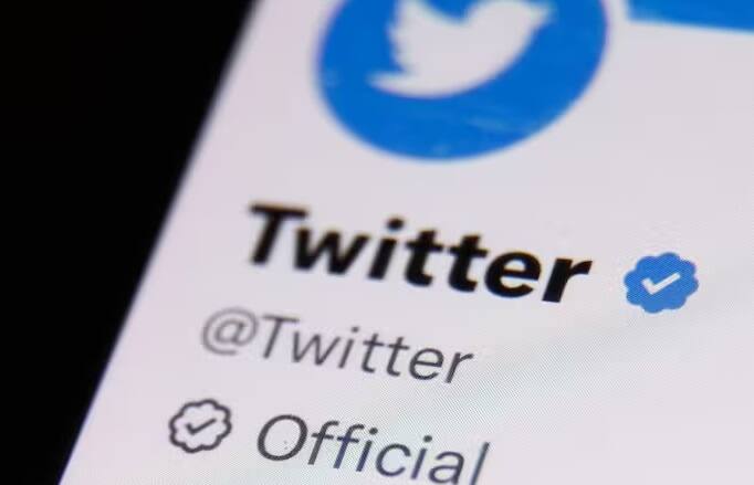 Twitter Blue Tick:  Twitter Starts Removing Blue Ticks: How Much It Will Cost Users To ‘Verify’ Now Twitter Blue Tick: ગાયબ થઈ ગયું છે ટ્વિટર બ્લૂ ટિક? આ રીતે મેળવો પાછું, આ લોકો માટે તો બિલકુલ ફ્રી છે