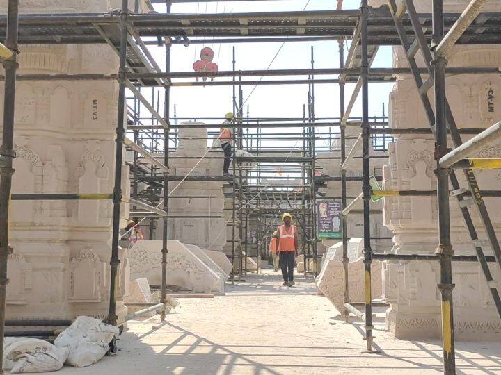 उत्तर प्रदेश सरकार क्रूज़ चलाने की तैयारी शुरू कर चुका है और कुछ बनाने का कार्य तेजी के साथ किया जा रहा है आने वाले दिनों में क्रूज अयोध्या के सरयू घाट से लेकर के भगवान राम के गुप्त स्थली यानी कि गुप्तार घाट तक की क्रुच को चलाया जाएगा