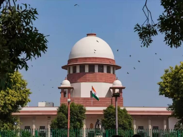 Godhra Train Burning Case Supreme Court Grants Bail To 8 Accused in 2002 Godhra train coach-burning case Godhra Train Burning Case: గోద్రా అల్లర్ల కేసులో 8 మందికి బెయిల్ ఇచ్చిన సుప్రీం కోర్టు