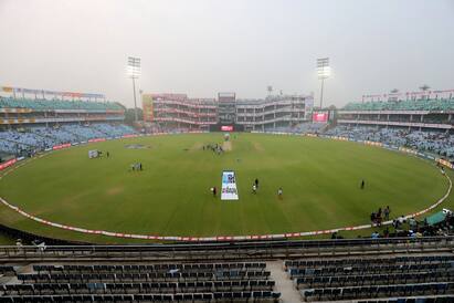 KKR vs DC: 'நாம ஜெய்ச்சிடோம் மாறா’ இந்த ஐ.பி.எல் சீசனின் முதல் வெற்றியை பதிவு செய்தது டெல்லி கேபிடல்ஸ் அணி!