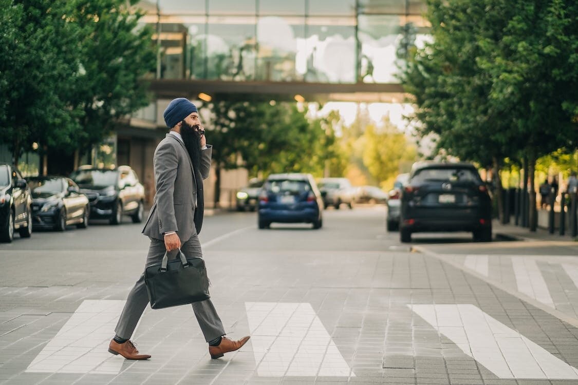 Sikhism in America: अमेरिका में बढ़ रहा पगड़ी का प्रभाव! अब यहां 17 राज्यों के स्कूलों में पढ़ाया जाएगा सिख धर्म