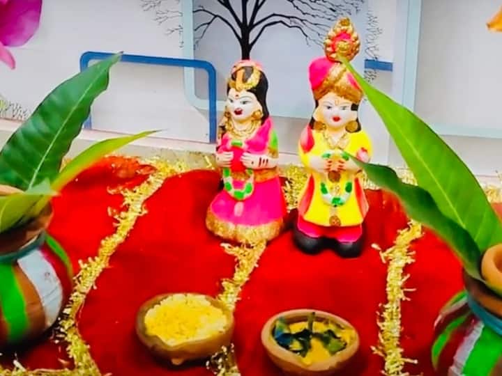 Akshaya Tritiya 2023: अक्षय तृतीया पर गुड्डे- गुड़ियों से सजा बाजार, जानें क्यों खास होता है ये त्योहार Akshaya Tritiya 2023 Chhattisgarh Market decorated with dolls know why this day is special ann Akshaya Tritiya 2023: अक्षय तृतीया पर गुड्डे- गुड़ियों से सजा बाजार, जानें क्यों खास होता है ये त्योहार