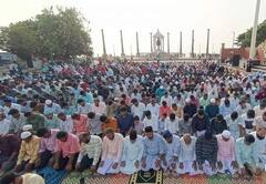 Eid 2023 : ‘எல்லோரும் கொண்டாடுவோம் அல்லாவின் பெயரைச் சொல்லி..’தமிழ்நாடெங்கும் கலைக்கட்டும் ஈகைத் திருநாள்!