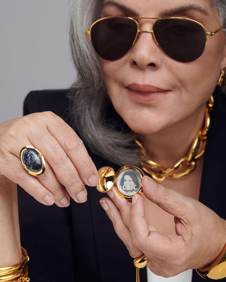 Zeenat keeps treating her fans with old and new pictures from her life along with eloquent captions. Her Instagram posts are a perfect mix of anecdotes, fun and food for thought.