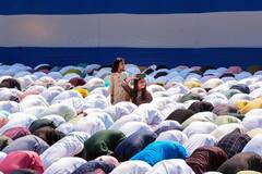 देशभरात रमजान ईद निमित्त सामूहिक नमाज पठण.. आबालवृद्धांच्या सहभागाने ईदचा उत्साह द्वीगुणित