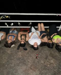 Uorfi Javed Shows Off Bikini Bod In Vacation Pics