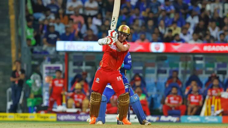 MI vs PBKS, 1st Innings: Sam Curran, Harpreet Singh and Jitesh Sharma powers Punjab Kings to 214/8 vs Mumbai Indians MI vs PBKS, 1st Innings: অধিনায়কোচিত অর্ধশতরান কারানের, সঙ্গ দিলেন হরপ্রীত, মুম্বইকে ২১৫ রানের টার্গেট দিল পাঞ্জাব