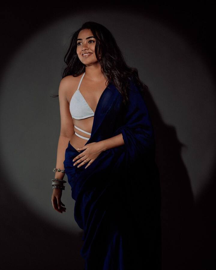 ఆమె నిర్మాతగా కూడా మూడు సినిమాలు నిర్మించింది. ఇప్పుడు నటిగా కొనసాగుతోంది.