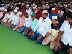 கரூரில் இஸ்லாமியர்களுக்கு குளிர்பானங்களை வழங்கிய சத்திய சாயி சேவா நிறுவனம்