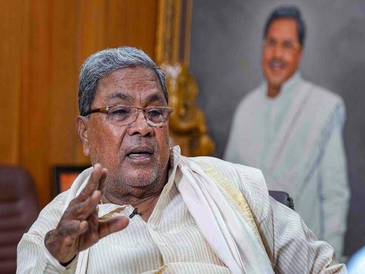 Karnataka Election 2023: 'अगर मैं सीएम बना तो...', नंदिनी के कारोबार पर सिद्धारमैया- हम अमूल की एंट्री का विरोध करेंगे Karnataka Assembly Elections 2023 If I become CM Siddaramaiah on Nandini business we will oppose Amul entry Karnataka Election 2023: 'अगर मैं सीएम बना तो...', नंदिनी के कारोबार पर सिद्धारमैया- हम अमूल की एंट्री का विरोध करेंगे