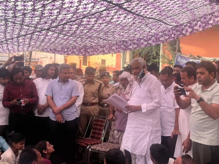 Ramprasad Meena suicide case Dharna end consent on 8 points, now funeral will be held ann Rajasthan News: रामप्रसाद मीणा आत्महत्या मामले में धरना समाप्त, आठ बिंदुओं पर बनी बात, अब होगा अंतिम संस्कार 